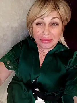 Snapshot of SusieNoreen chatting on March 14, 2025, 11:01 am SusieNoreen online show from March 14, 2025, 11:01 am