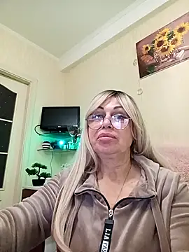 Snapshot of SusieNoreen chatting on October 4, 2025, 1:03 am SusieNoreen online show from October 4, 2025, 1:03 am