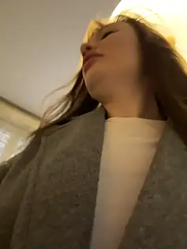 justmila online show from December 9, 2024, 11:15 am