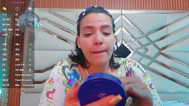 Snapshot of Sluttyandmature chatting on June 19, 2026, 12:09 pm Sluttyandmature online show from June 19, 2026, 12:09 pm