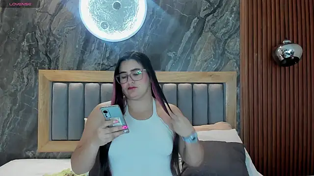 BellaPeers  online show from October 25, 2025, 12:23 pm