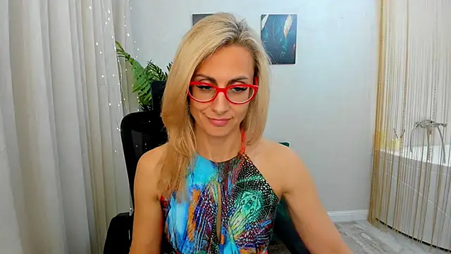 MuseOfStage online show from March 19, 2025, 2:35 pm