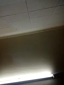 Shria107 online show from September 14, 2025, 9:14 pm