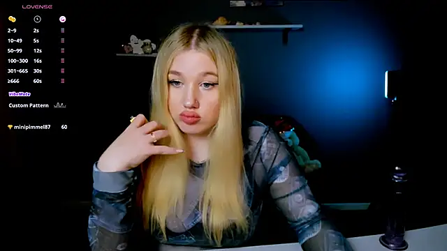 juli kisss online show from January 16, 2025, 1:58 am