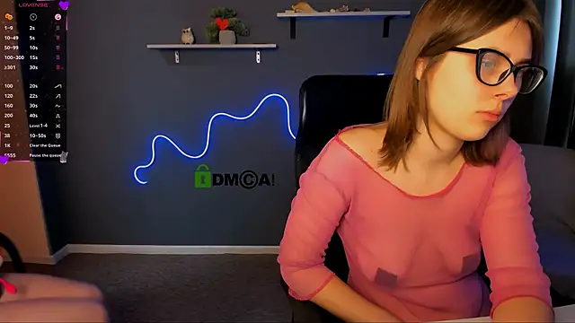 juli kisss online show from March 20, 2025, 5:24 am