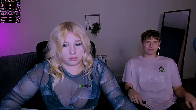 juli kisss online show from September 11, 2025, 7:14 pm