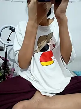Snapshot of catreena chatting on September 13, 2025, 7:35 pm catreena online show from September 13, 2025, 7:35 pm