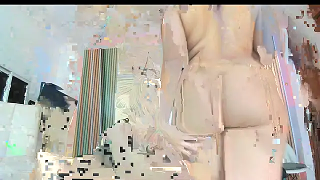 Snapshot of LauraRossi_Nova chatting on October 24, 2025, 2:02 pm LauraRossi Nova online show from October 24, 2025, 2:02 pm