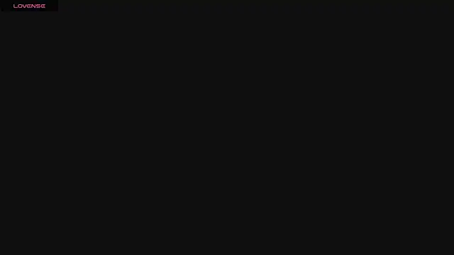 Snapshot of April_Scarlett chatting on May 27, 2026, 1:35 am April Scarlett online show from May 27, 2026, 1:35 am