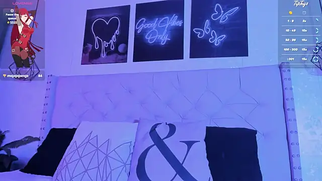 Snapshot of Hannys__cabernet chatting on December 6, 2024, 6:37 am Hannys cabernet online show from December 6, 2024, 6:37 am