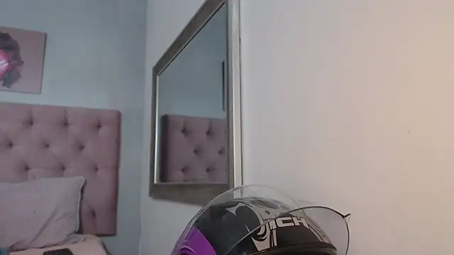 Snapshot of Hannys__cabernet chatting on February 22, 2025, 11:13 am Hannys cabernet online show from February 22, 2025, 11:13 am