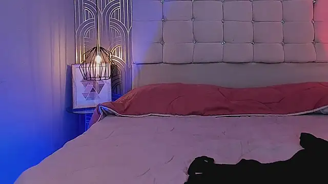 Snapshot of LeylaRangel chatting on February 21, 2025, 3:45 am LeylaRangel online show from February 21, 2025, 3:45 am