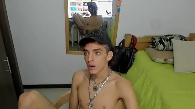 Snapshot of skinnypipe chatting on October 21, 2025, 3:51 am skinnypipe online show from October 21, 2025, 3:51 am