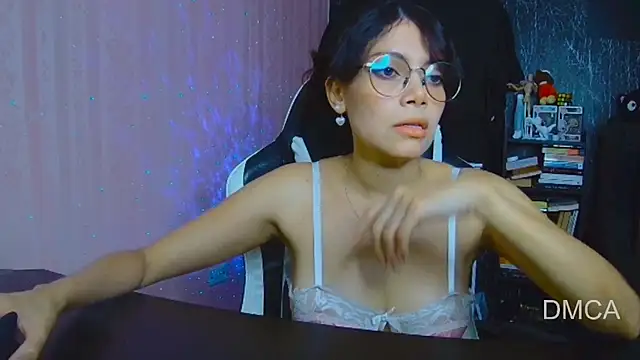 Drea Foox online show from November 27, 2025, 3:30 am