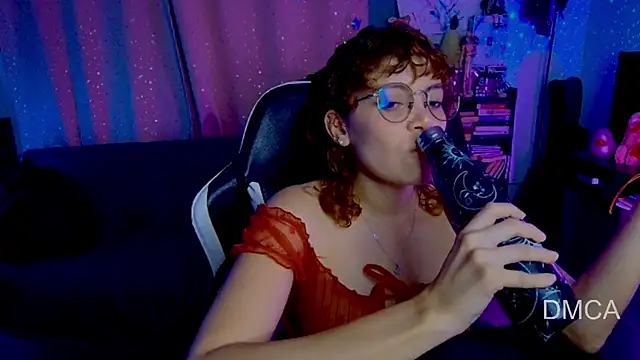 Snapshot of Drea_Foox chatting on July 10, 2026, 3:00 am Drea Foox online show from July 10, 2026, 3:00 am