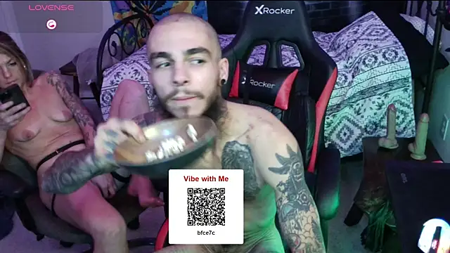 Snapshot of XMeF10 chatting on January 11, 2025, 8:00 am XMeF10 online show from January 11, 2025, 8:00 am