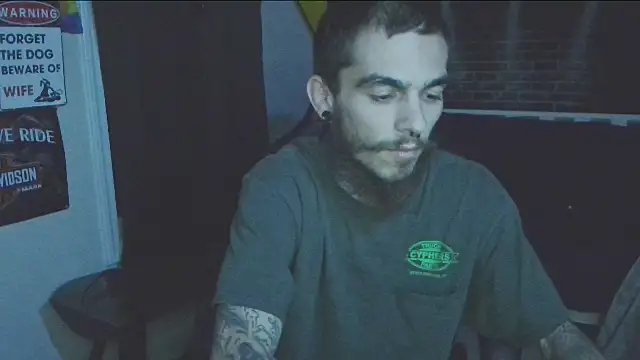 Snapshot of XMeF10 chatting on March 2, 2025, 10:03 am XMeF10 online show from March 2, 2025, 10:03 am