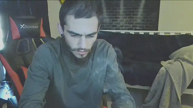 Snapshot of XMeF10 chatting on March 2, 2025, 4:10 pm XMeF10 online show from March 2, 2025, 4:10 pm