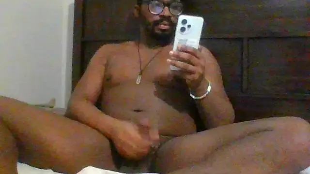 Hotcock100 online show from November 26, 2025, 10:33 pm