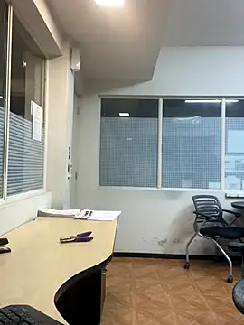 Snapshot of Brencuz chatting on October 8, 2025, 12:30 am Brencuz online show from October 8, 2025, 12:30 am