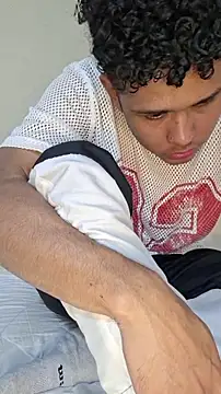 Snapshot of Brencuz chatting on January 6, 2026, 10:34 pm Brencuz online show from January 6, 2026, 10:34 pm