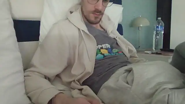 passif520 online show from March 25, 2026, 1:39 pm