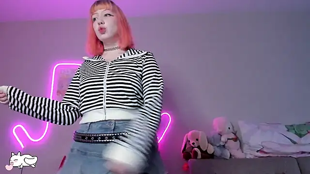 Snapshot of SweetieMollyy chatting on November 10, 2025, 9:30 am SweetieMollyy online show from November 10, 2025, 9:30 am