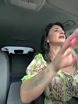 Snapshot of MichelleCara chatting on July 16, 2026, 3:40 pm MichelleCara online show from July 16, 2026, 3:40 pm
