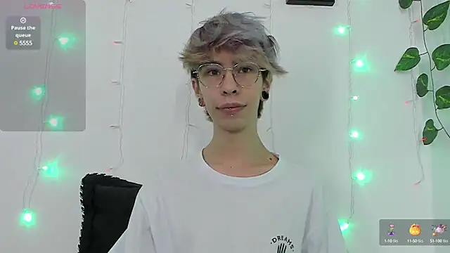  Jakke online show from January 3, 2025, 3:49 am