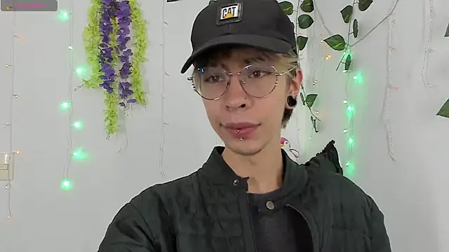  Jakke online show from January 10, 2025, 1:32 am