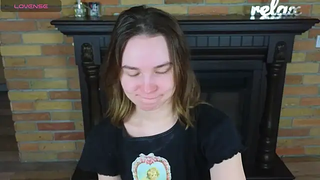 Ellie Sunset online show from March 19, 2026, 8:40 am