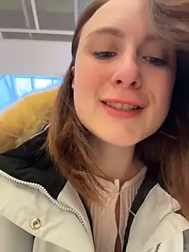 Dina Tease online show from February 8, 2026, 11:13 am