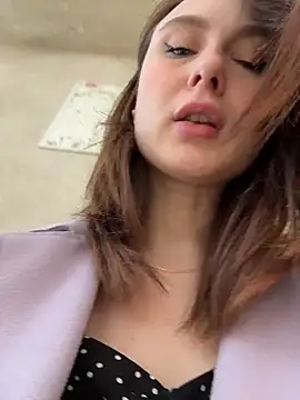 Dina Tease online show from March 7, 2026, 11:29 am