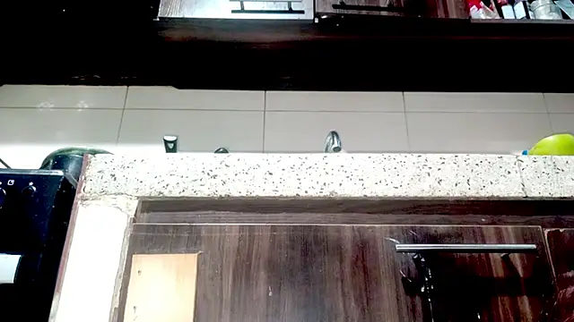 Snapshot of PetiteIvoryQueen19 chatting on February 3, 2026, 6:40 am PetiteIvoryQueen19 online show from February 3, 2026, 6:40 am