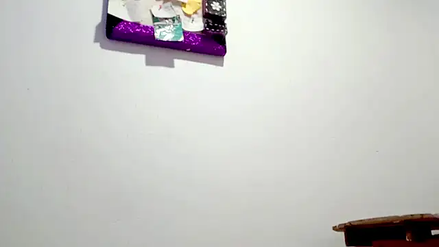 Snapshot of PetiteIvoryQueen19 chatting on February 16, 2026, 2:18 am PetiteIvoryQueen19 online show from February 16, 2026, 2:18 am