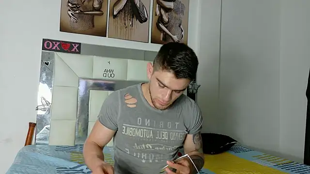 Sexy Alejandro  online show from January 31, 2025, 11:13 am