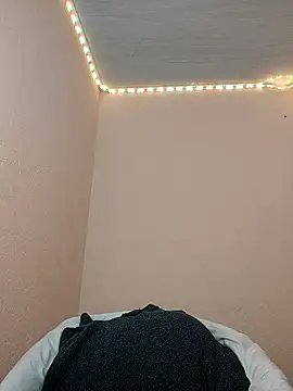 jacksyangeel2 online show from March 15, 2026, 7:58 am