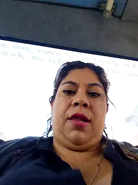 Laura-Hernandez online show from February 4, 2026, 3:40 pm
