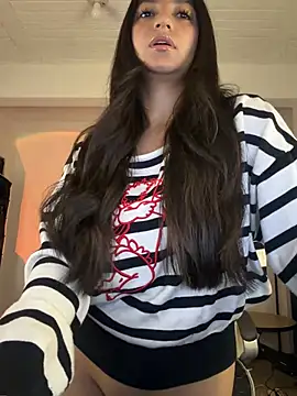 Snapshot of aly_golden_ chatting on June 20, 2026, 3:59 pm aly golden online show from June 20, 2026, 3:59 pm