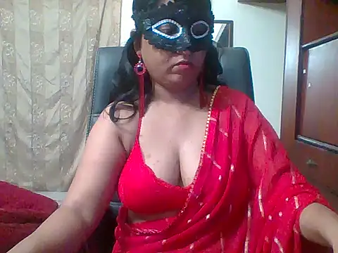 kamayanisingh24 online show from December 9, 2024, 4:58 pm
