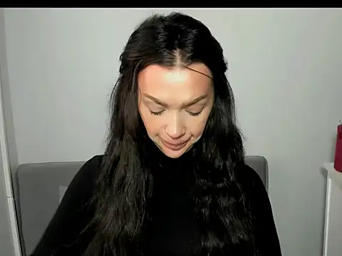 OliviaFantasy online show from April 1, 2026, 9:21 am