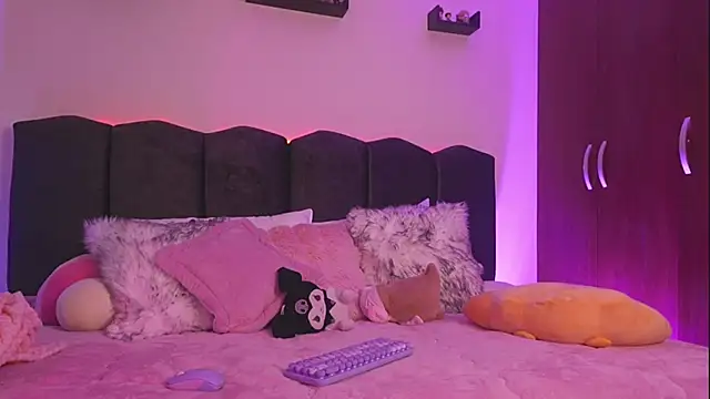 Lilou albrecht online show from February 24, 2026, 11:52 am