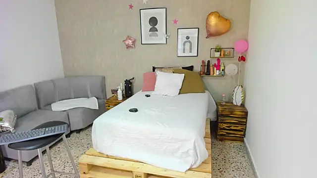 afrodita martinez online show from February 20, 2025, 8:58 pm