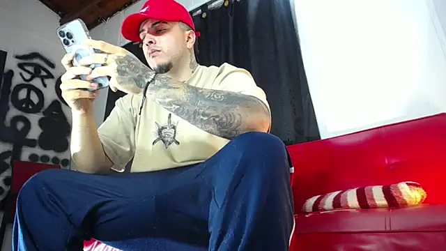 Dexter-T online show from January 9, 2025, 11:45 pm