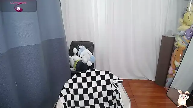 CN-Doudou online show from September 24, 2025, 3:54 am