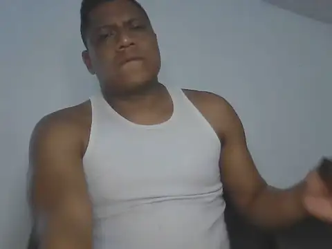 Snapshot of latinblack01 chatting on July 22, 2026, 1:36 pm latinblack01 online show from July 22, 2026, 1:36 pm