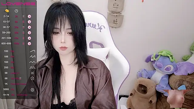 Vaness-a online show from March 7, 2025, 6:33 pm