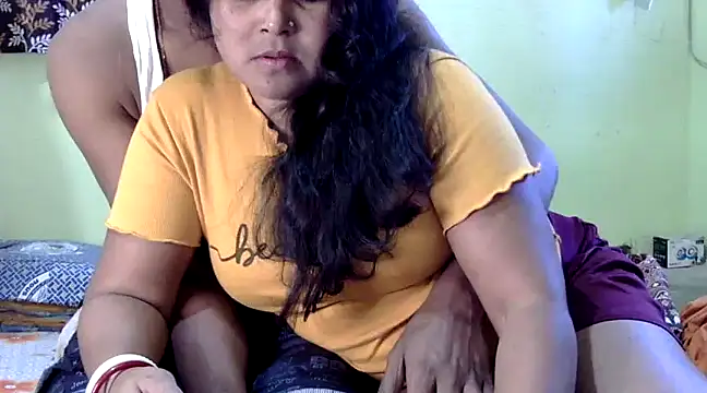 Couple For You18 online show from December 22, 2024, 3:33 am