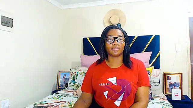 veronica1xxx online show from October 3, 2025, 2:19 am