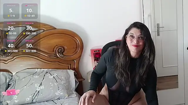 Julie Boronat26 online show from September 16, 2025, 10:16 am